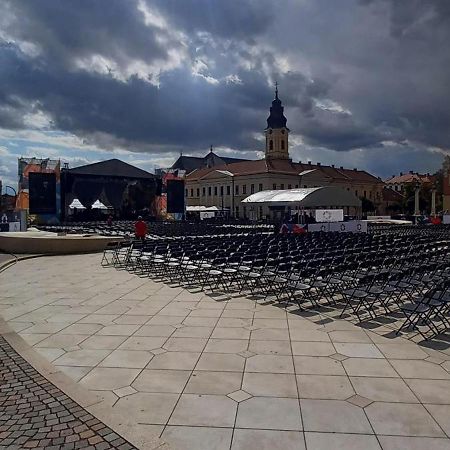 Luna Oradea Exterior photo