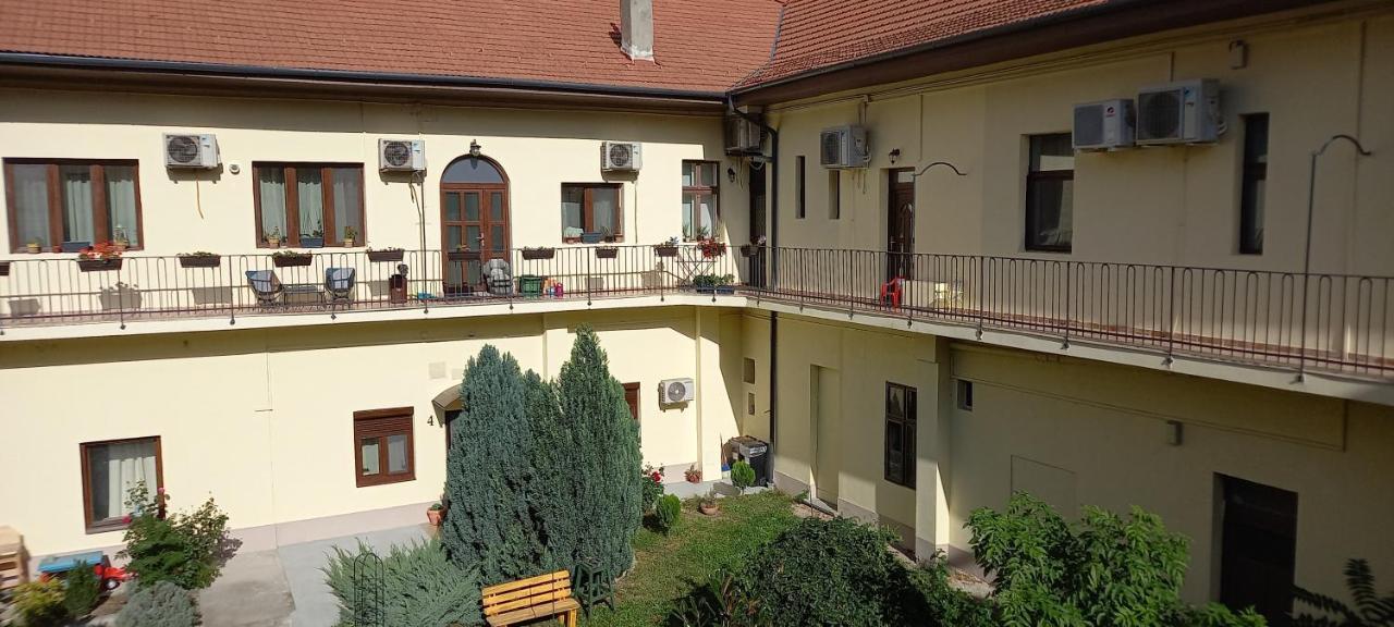 Luna Oradea Exterior photo