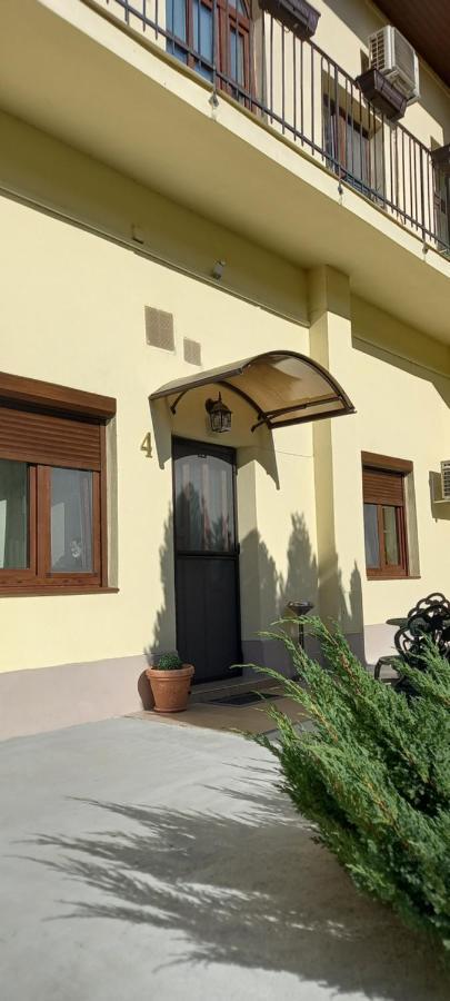 Luna Oradea Exterior photo