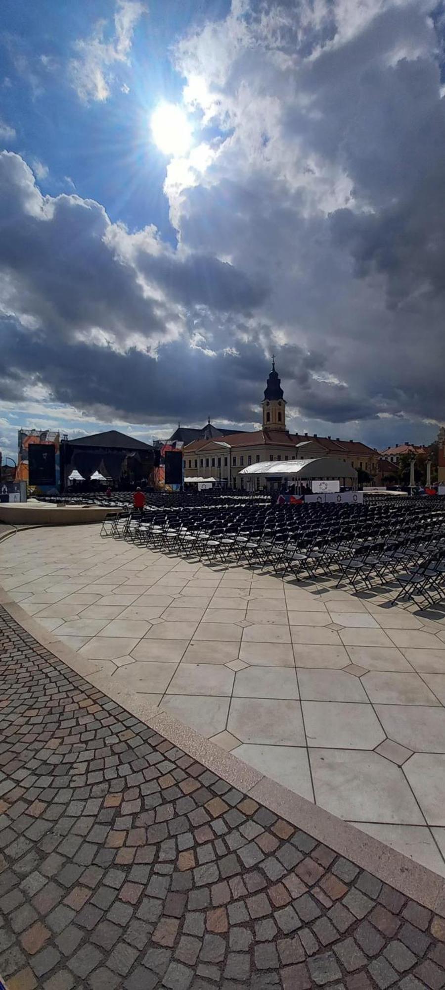 Luna Oradea Exterior photo